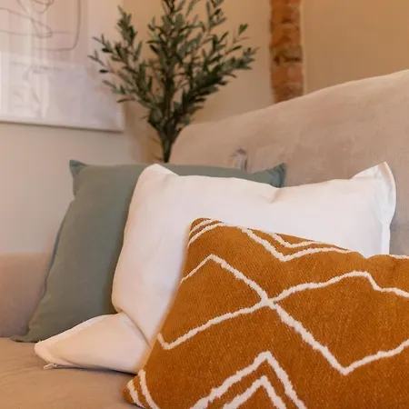 Acogedor Y Con Vistas - Casco Viejo & Parking דירה